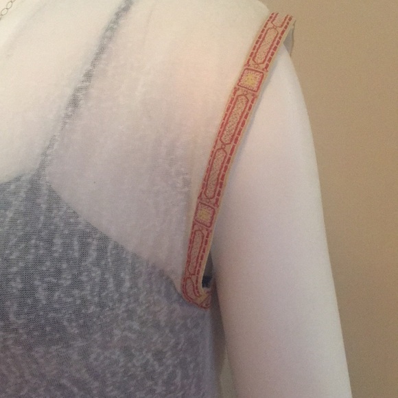 Top - Picture 3 of 6